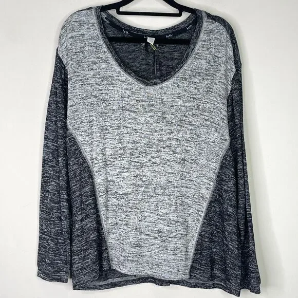 New Nicole Miller Knit V-Neck Color Block Top Women's Size Medium - Picture 7 of 7